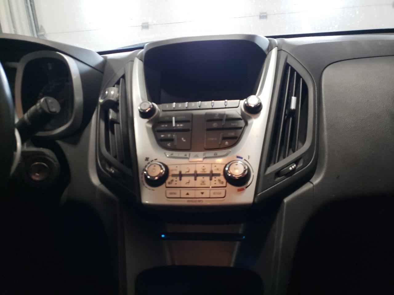 Photo 9 from auction – 2014 CHEVROLET EQUINOX LT with VIN 1GNFLGEK6EZ114308