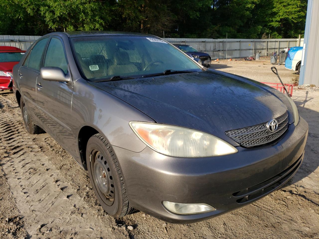 TOYOTA CAMRY LE 2004 with VIN 4T1BE32K24U862737 - Photo from auction