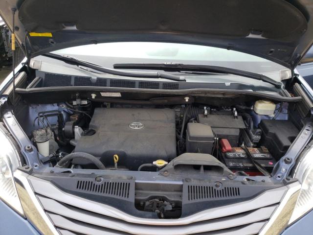 Photo 7 from auction – 2015 TOYOTA SIENNA XLE with VIN 5TDYK3DC3FS636632