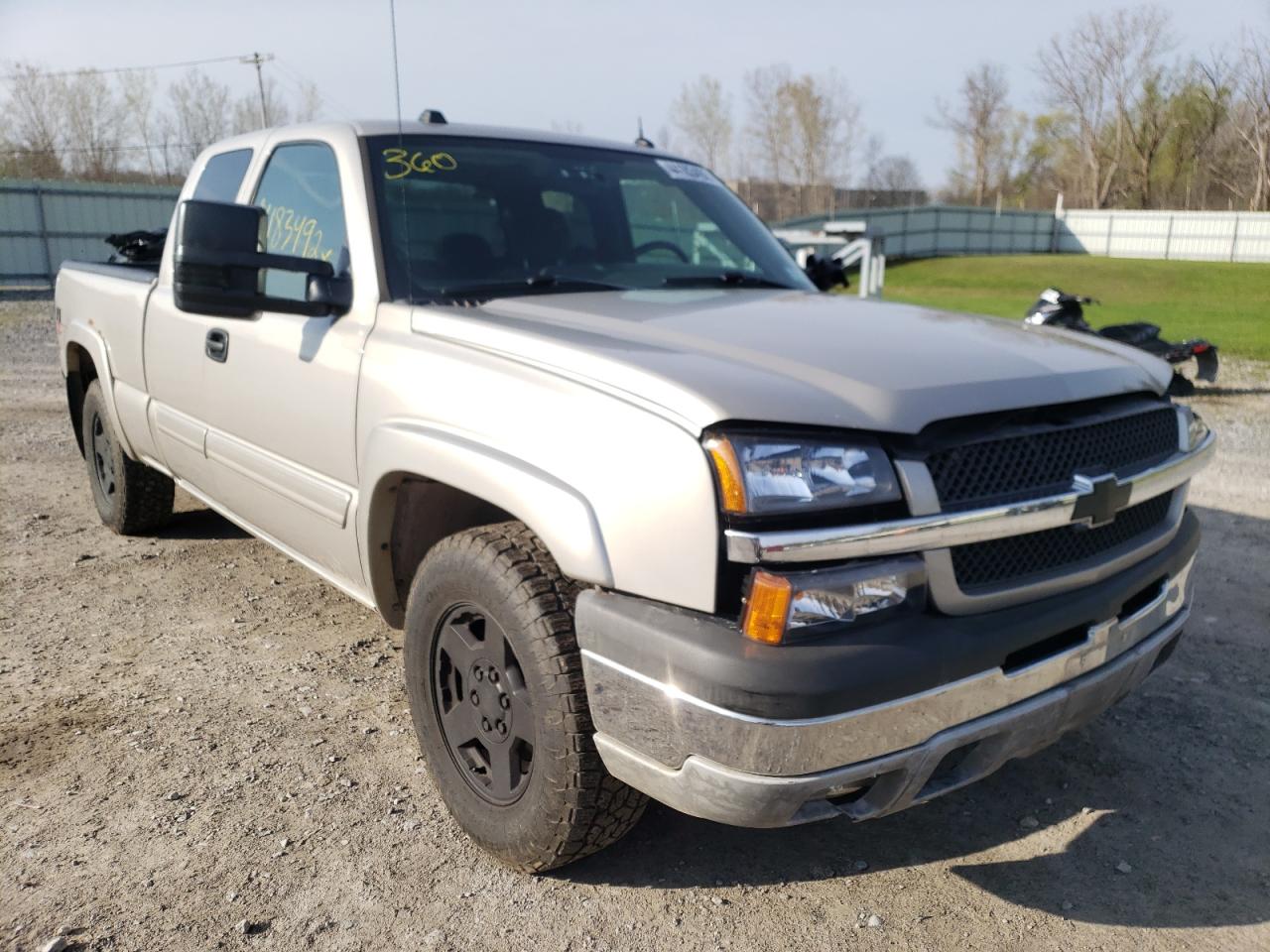 Photo 1 from auction – 2005 CHEVROLET SILVERADO with VIN 1GCEK19Z85Z232856