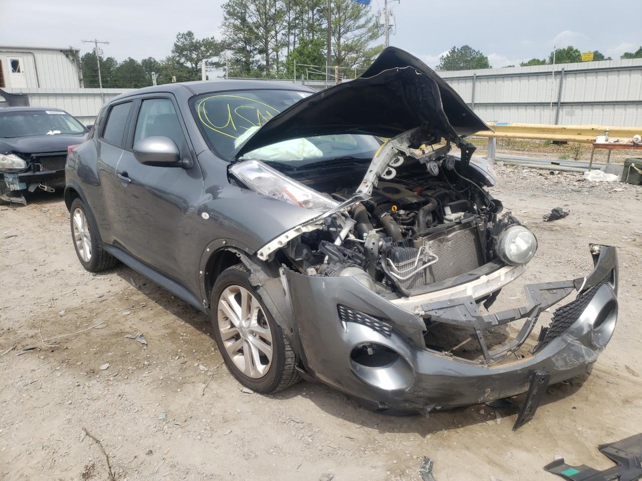 NISSAN JUKE S 2012 with VIN JN8AF5MR7CT106476 - Photo from auction