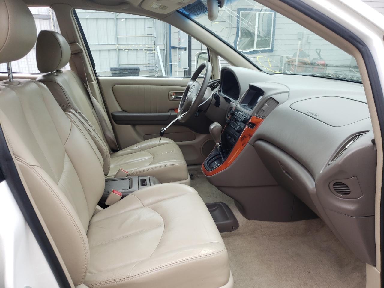 Photo 5 from auction – 2001 LEXUS RX 300 with VIN JTJHF10U810190204