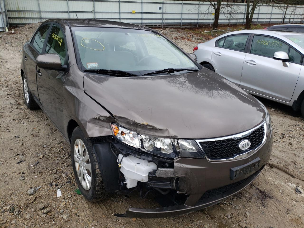 KIA FORTE EX 2013 z numerem VIN KNAFU4A25D5724486 - Zdjęcie z aukcji
