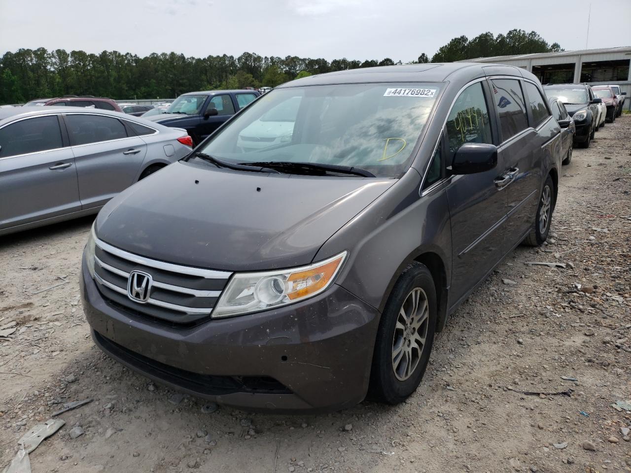 Photo 2 from auction – 2013 HONDA ODYSSEY EX with VIN 5FNRL5H65DB033104