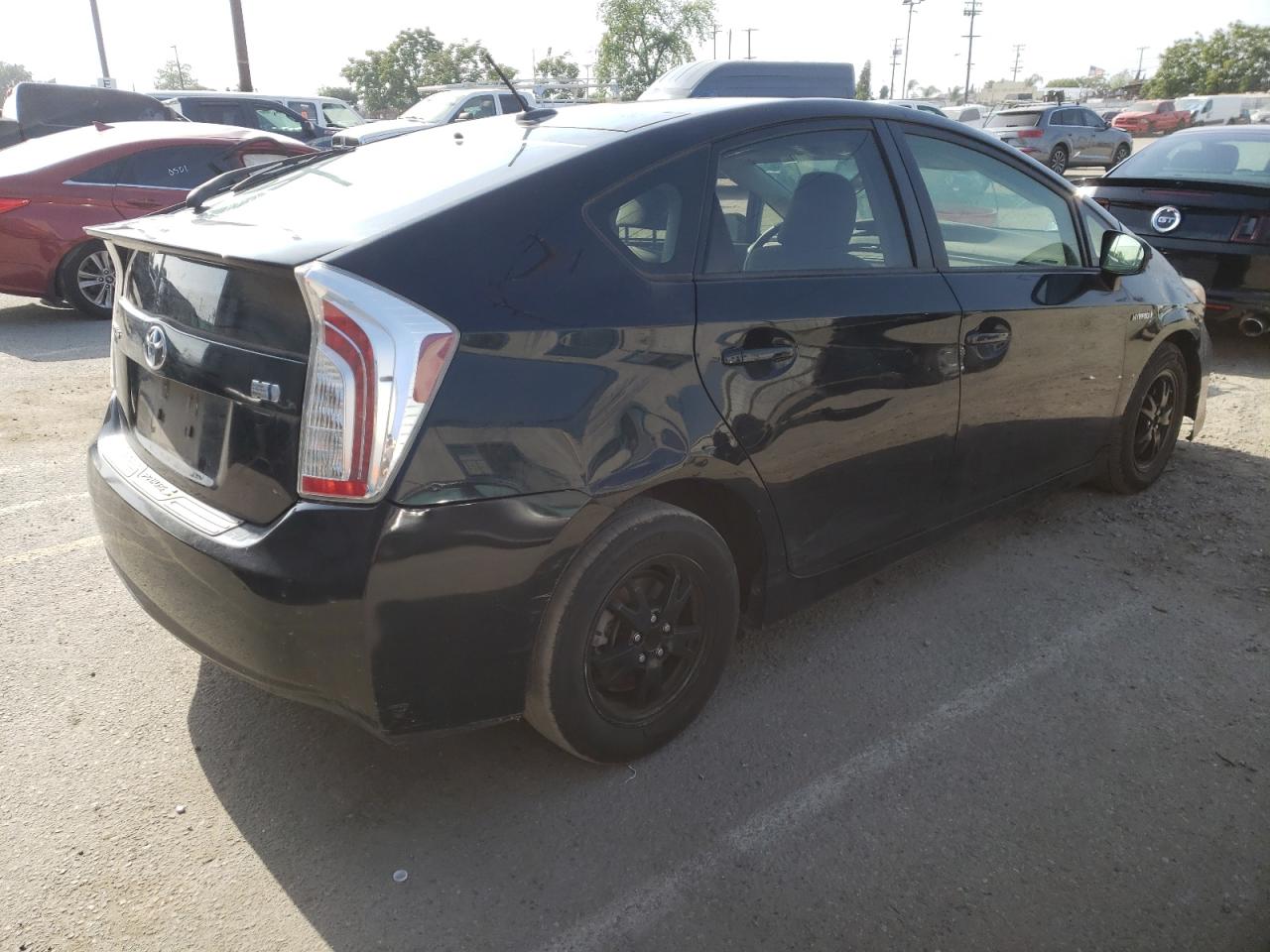 Photo 4 from auction – 2012 TOYOTA PRIUS with VIN JTDKN3DU7C5418541