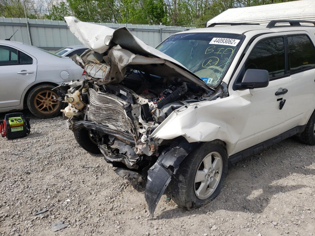 Photo 9 from auction – 2012 FORD ESCAPE XLT with VIN 1FMCU9D77CKB93023