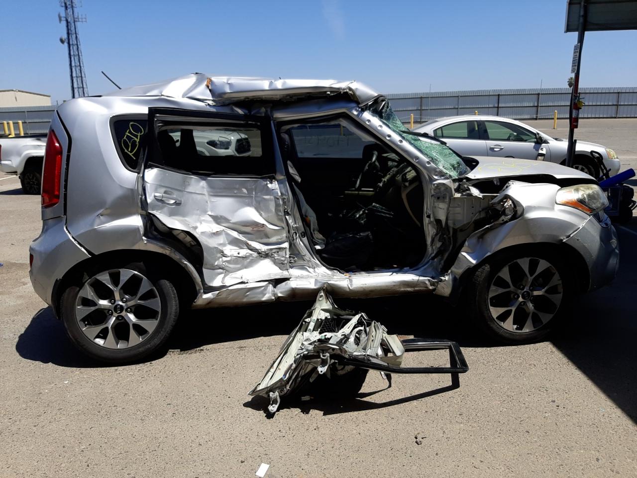 Снимка 9 от търг – 2012 KIA SOUL + с VIN KNDJT2A64C7412458
