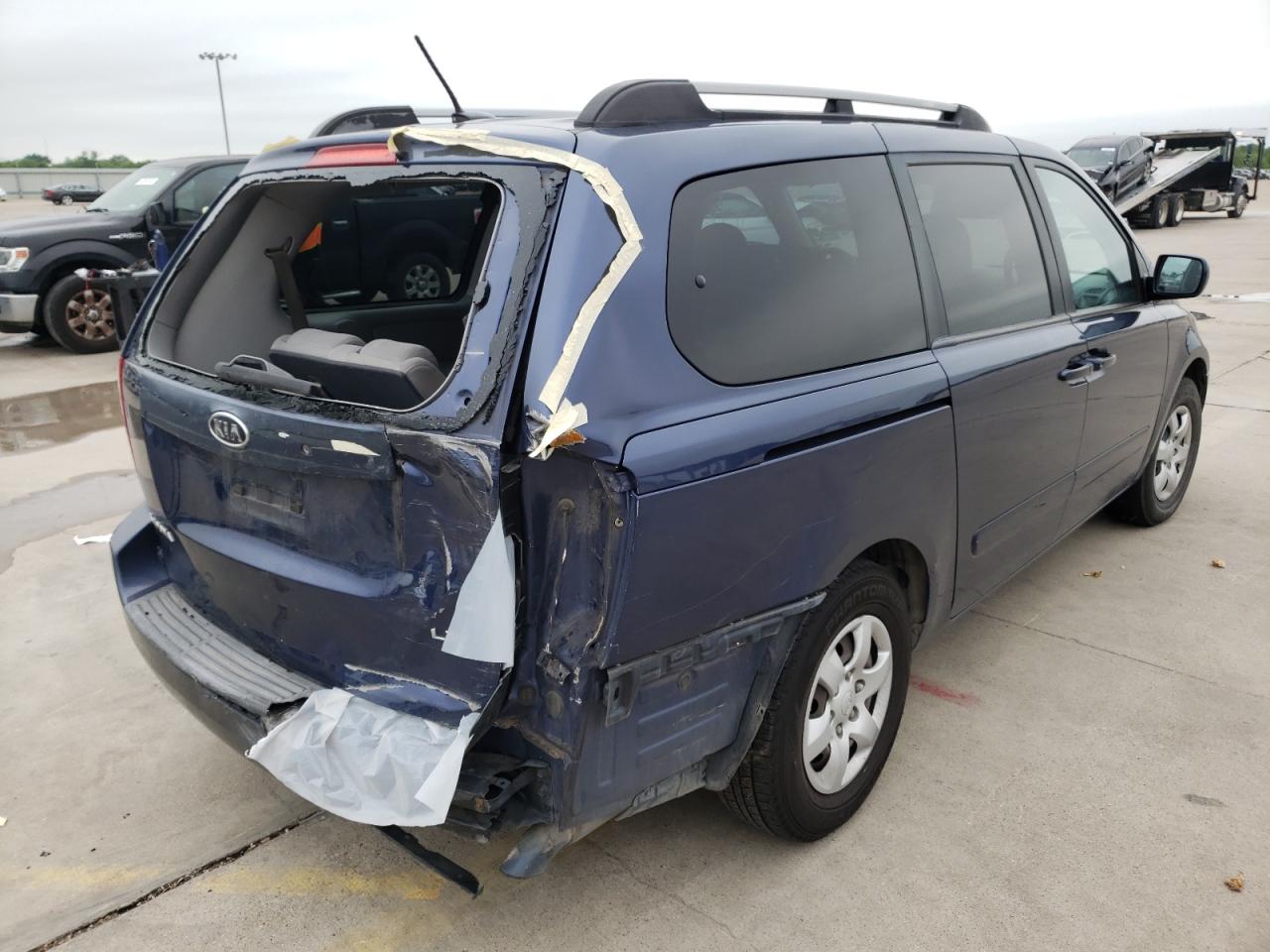Photo 4 from auction – 2009 KIA SEDONA EX with VIN KNDMB233796273167
