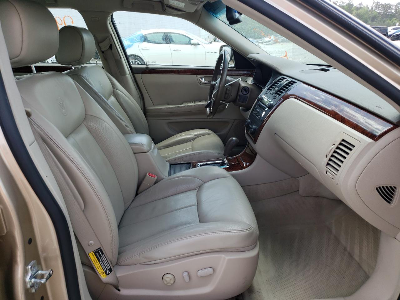 Photo 5 from auction – 2006 CADILLAC DTS with VIN 1G6KD57Y06U131259