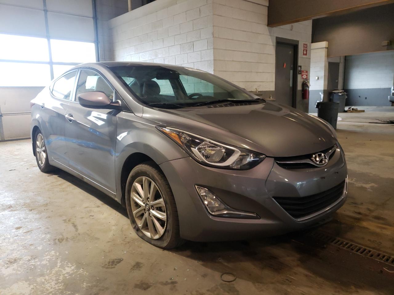 HYUNDAI ELANTRA SE 2016 with VIN KMHDH4AE2GU589367 - Photo from auction