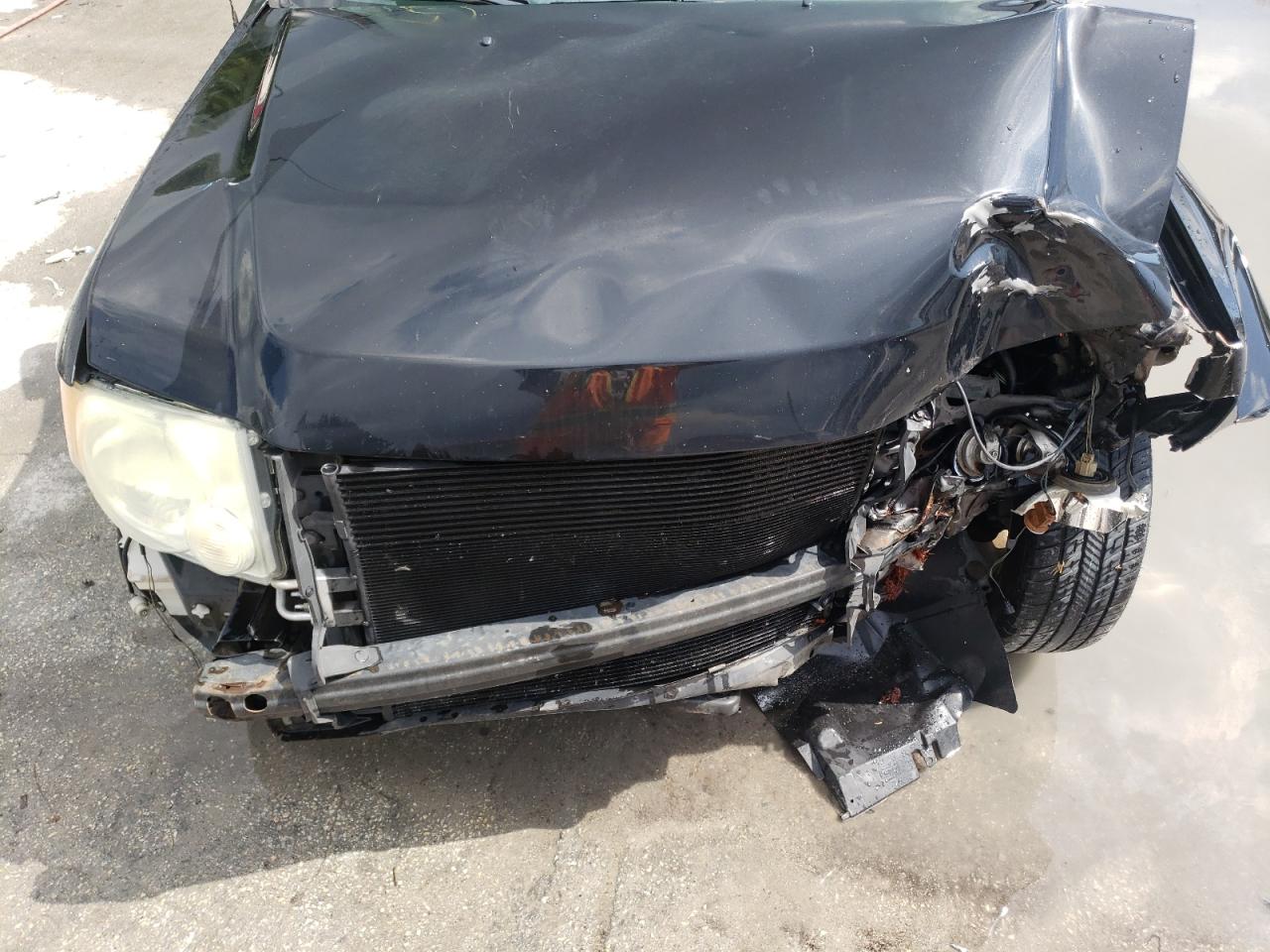 Photo 7 from auction – 2011 FORD ESCAPE XLT with VIN 1FMCU0DG8BKB70487