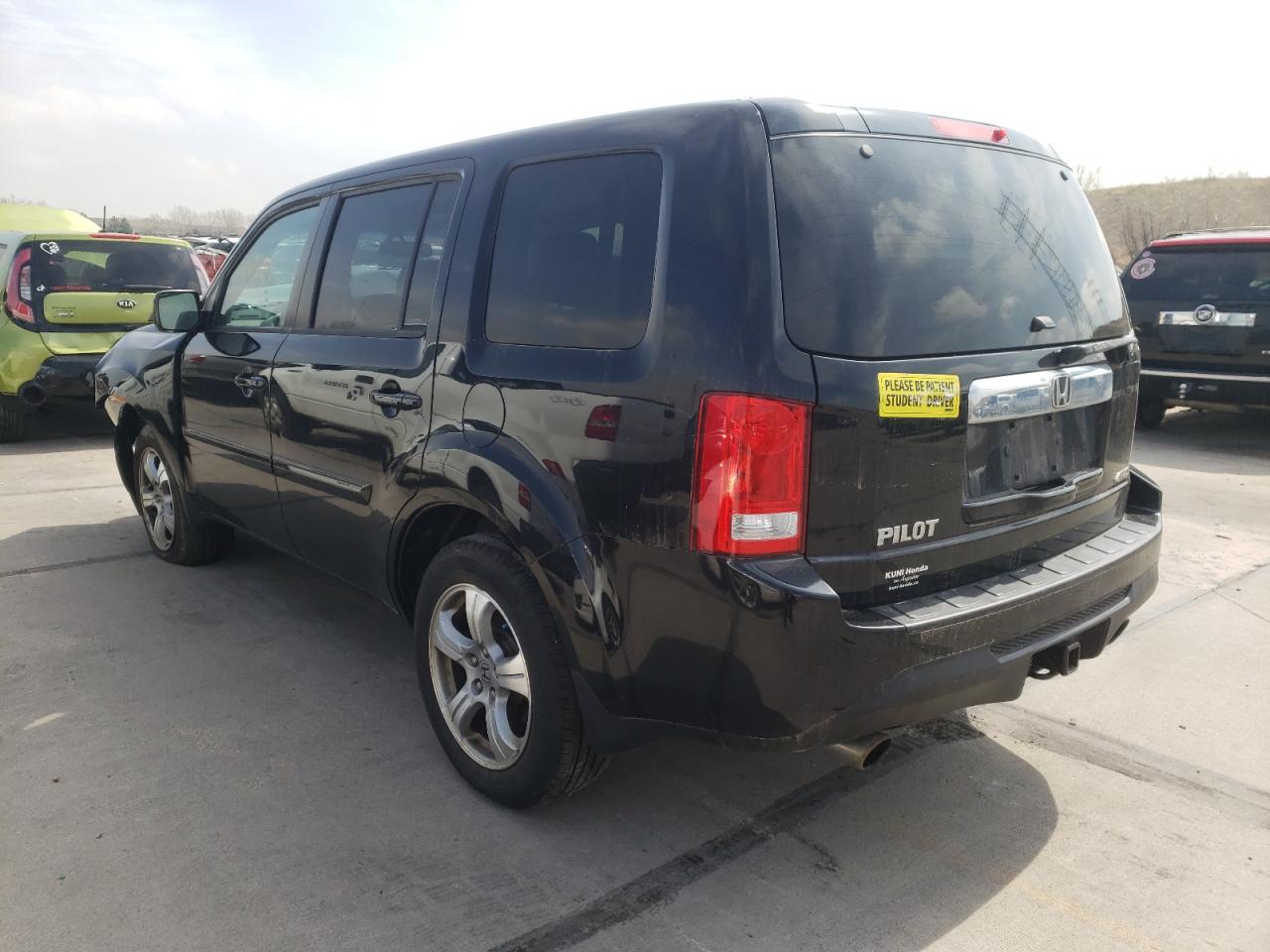 Photo 3 from auction – 2015 HONDA PILOT EX with VIN 5FNYF4H43FB053415