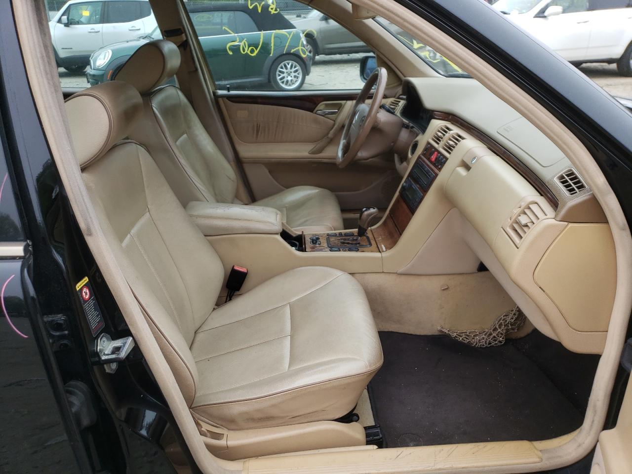 Photo 5 from auction – 2002 MERCEDES-BENZ E 430 with VIN WDBJF70J92B441877