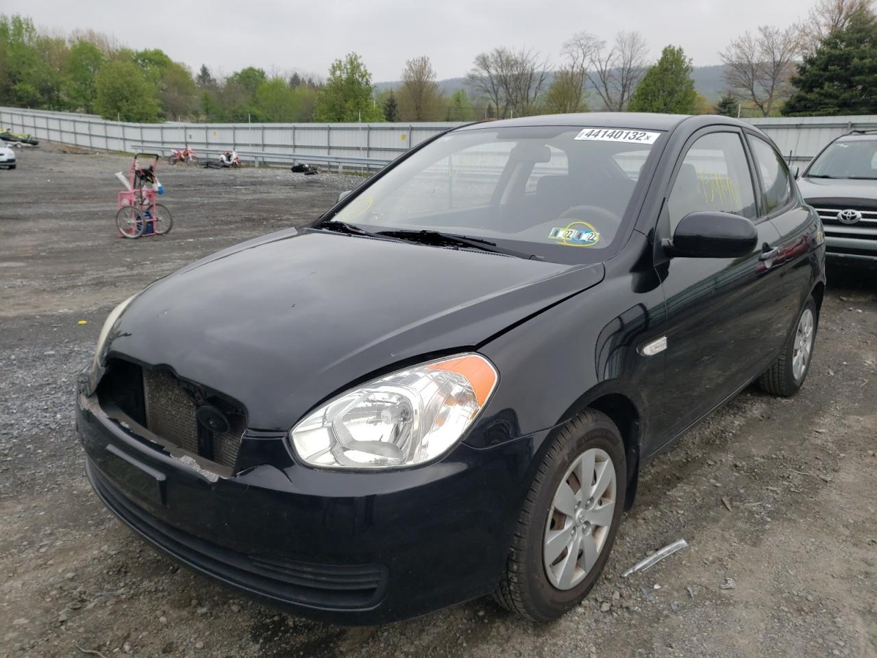 Photo 2 from auction – 2011 HYUNDAI ACCENT GL with VIN KMHCM3AC0BU201917
