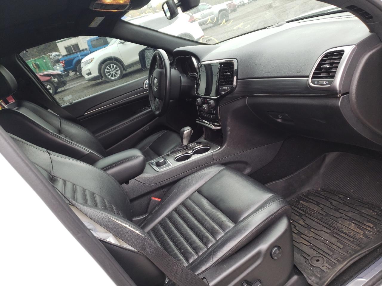 Photo 5 from auction – 2019 JEEP GRAND CHER with VIN 1C4RJFBG4KC628808