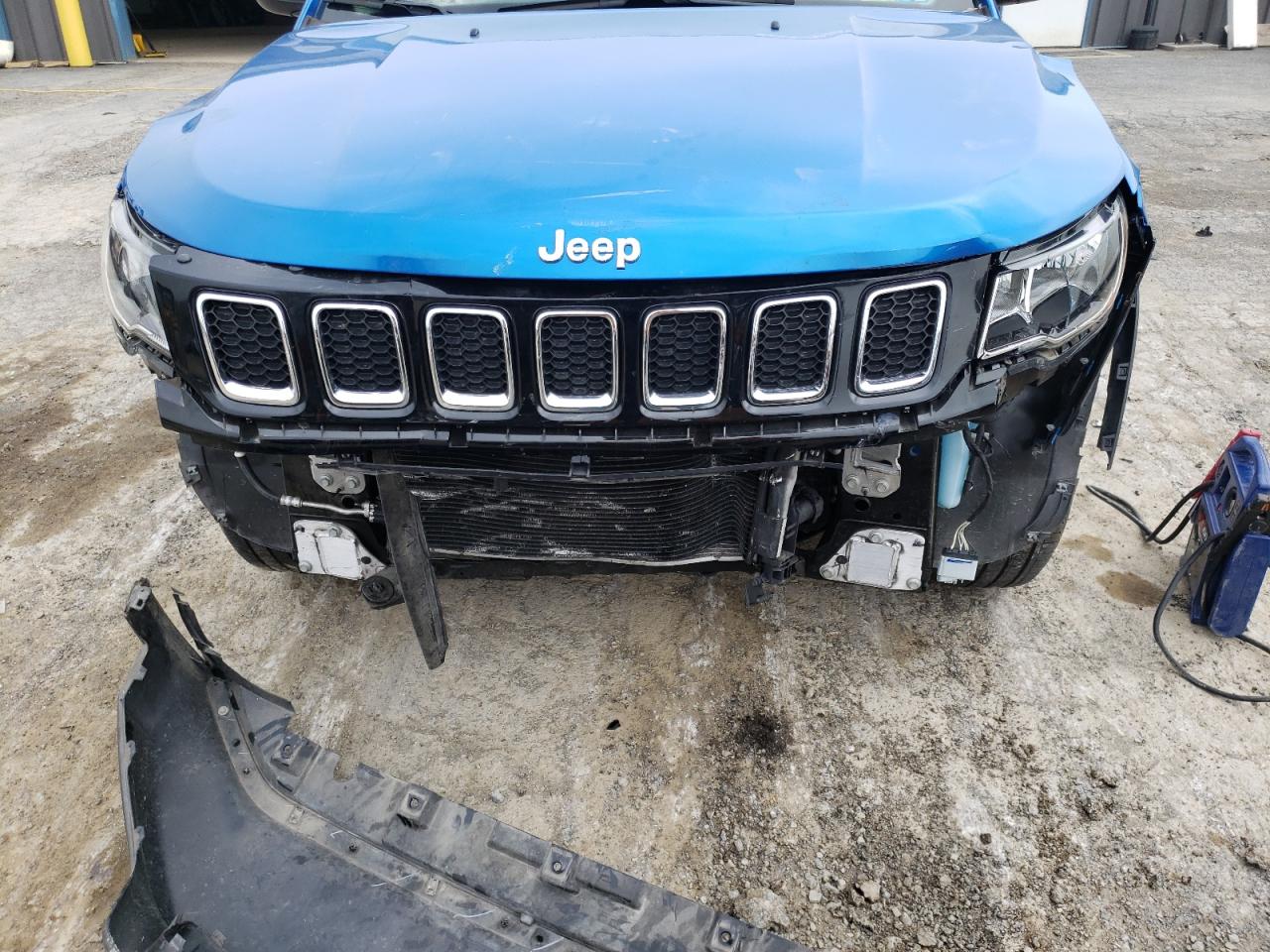 Фото 9 с аукциона – 2019 JEEP COMPASS SP с VIN 3C4NJDAB4KT598724