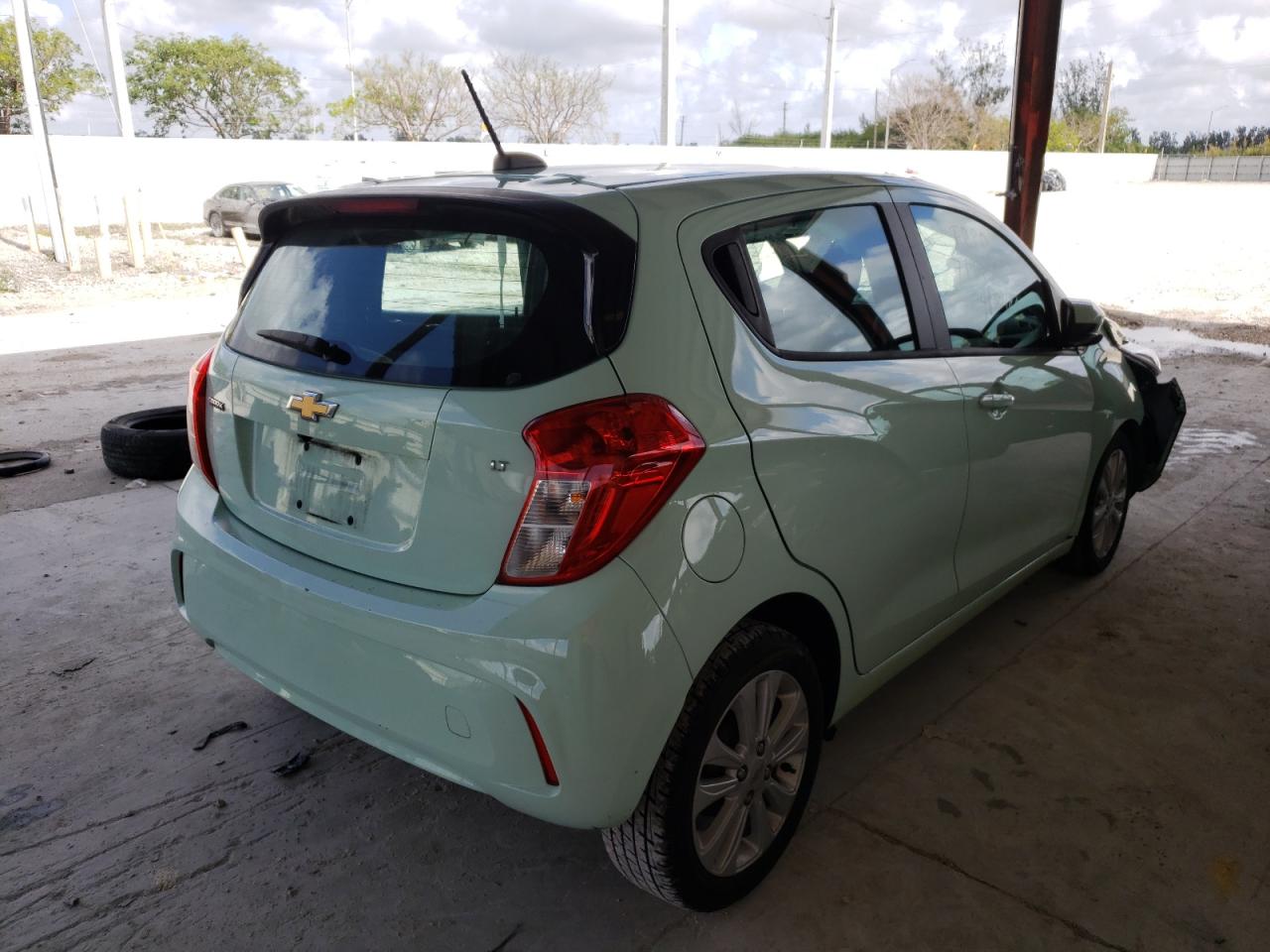 Photo 4 from auction – 2017 CHEVROLET SPARK 1LT with VIN KL8CD6SA3HC719434