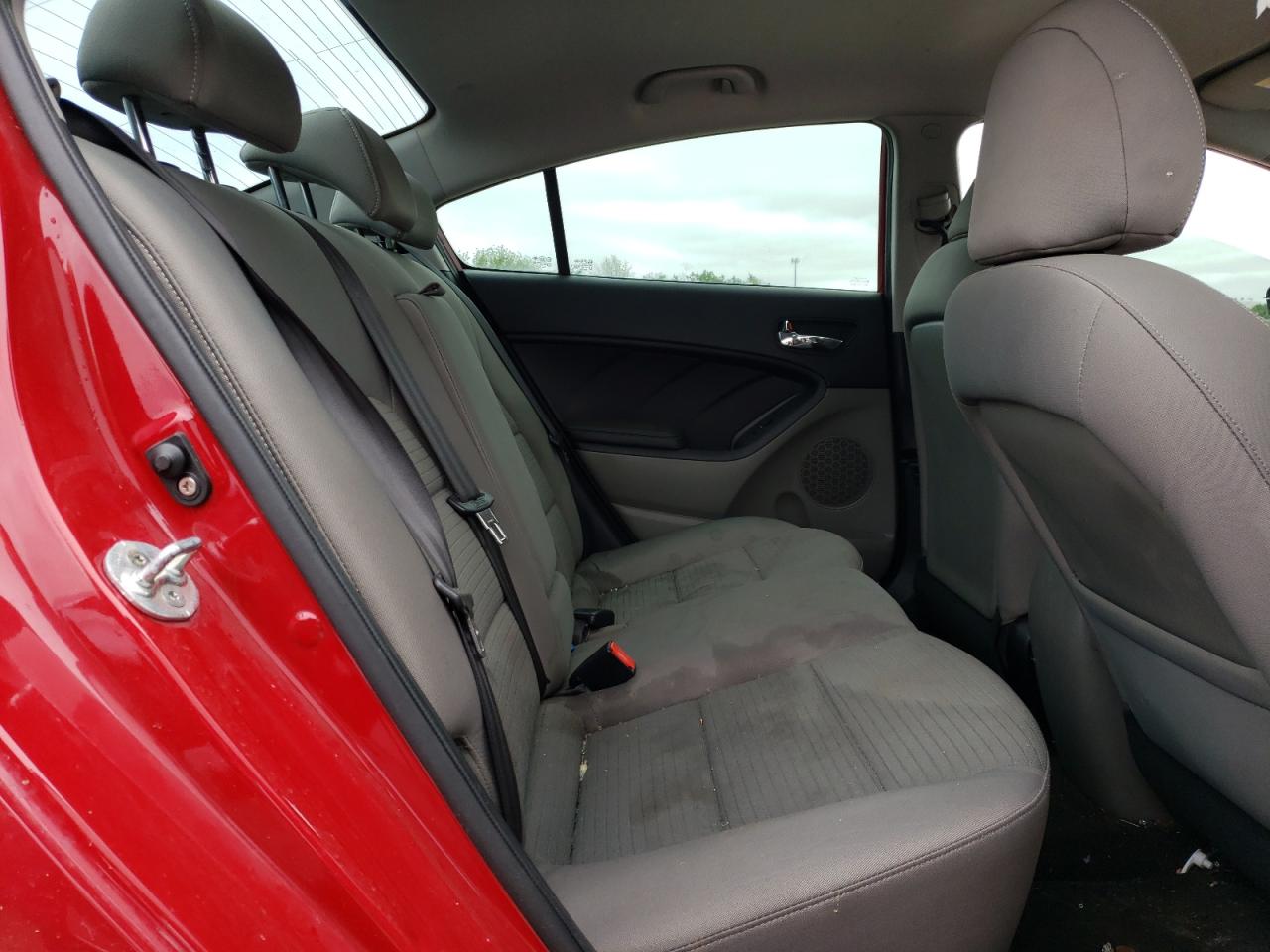 Photo 6 from auction – 2015 KIA FORTE LX with VIN KNAFX4A60F5367781