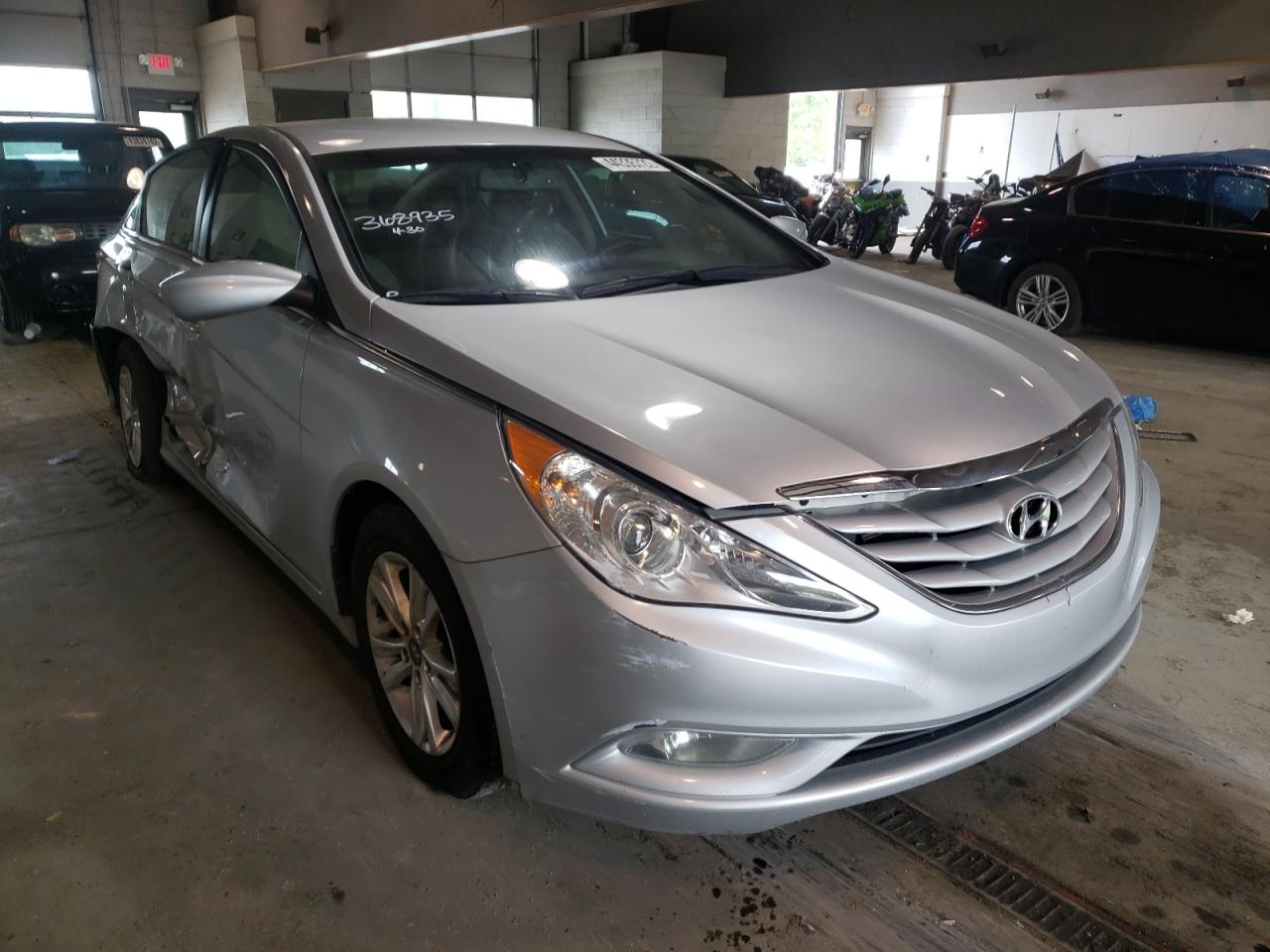 HYUNDAI SONATA GLS 2013 with VIN 5NPEB4AC4DH759341 - Photo from auction