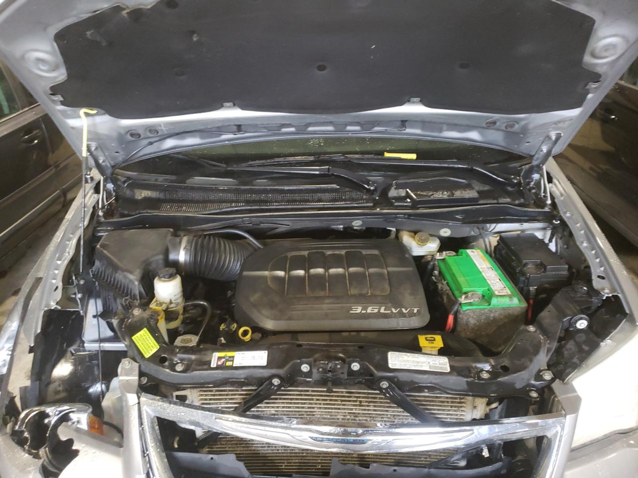 Photo 7 from auction – 2013 CHRYSLER TOWN & COU with VIN 2C4RC1CG8DR716766