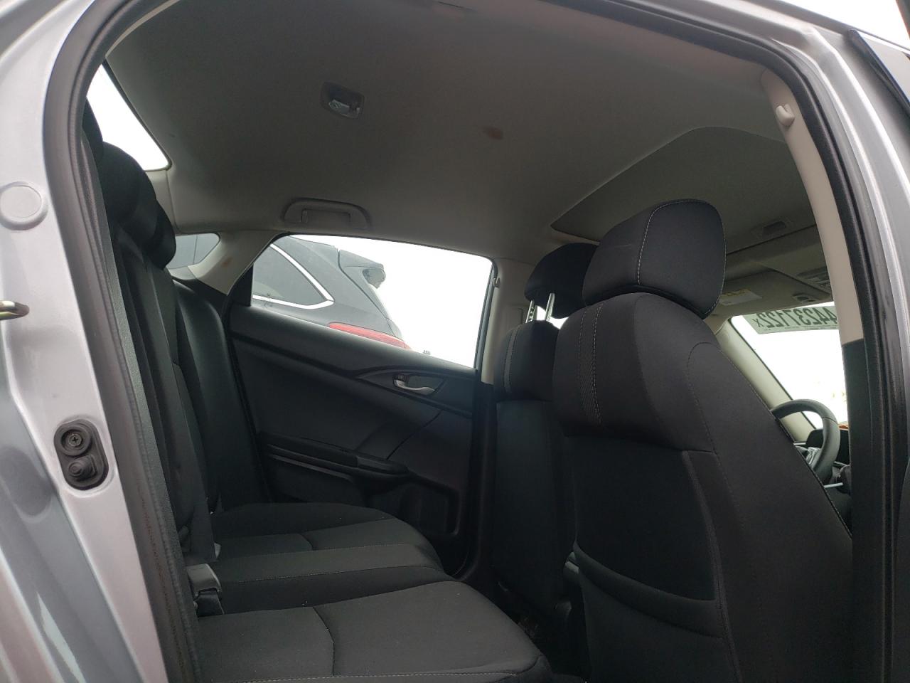 Photo 6 from auction – 2016 HONDA CIVIC EX with VIN 19XFC2F74GE249727