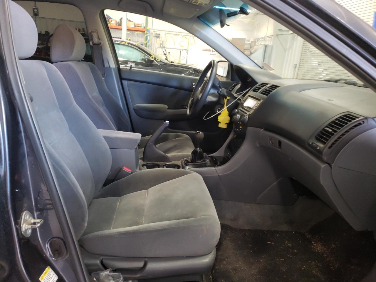 Photo 5 from auction – 2006 HONDA ACCORD with VIN 1HGCM55326A183374