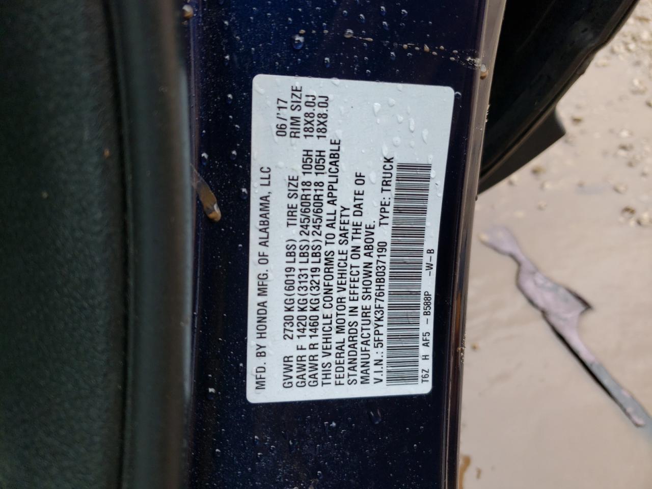 Photo 10 from auction – 2017 HONDA RIDGELINE with VIN 5FPYK3F76HB037190