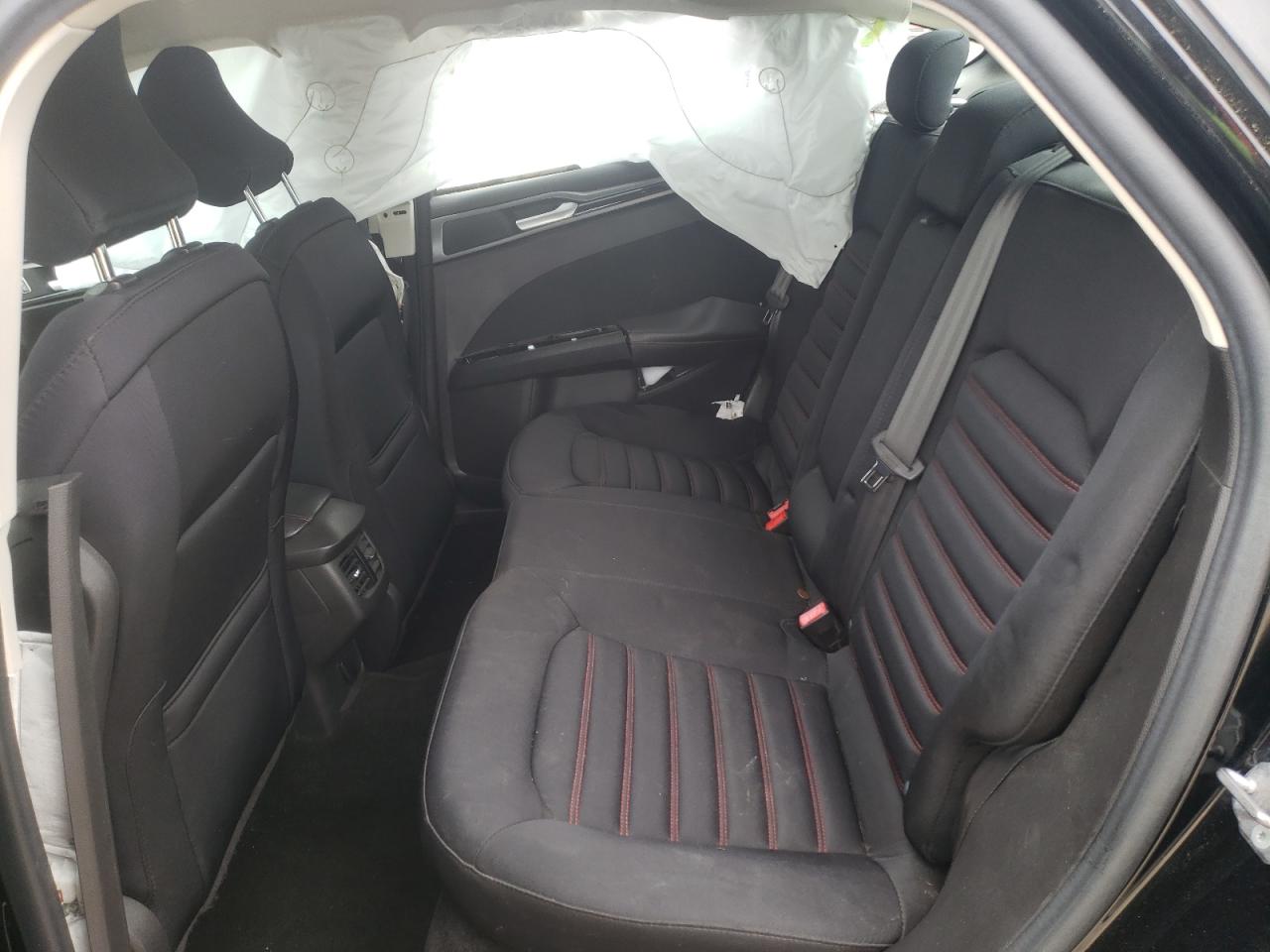 Photo 6 from auction – 2016 FORD FUSION SE with VIN 3FA6P0HD0GR308833