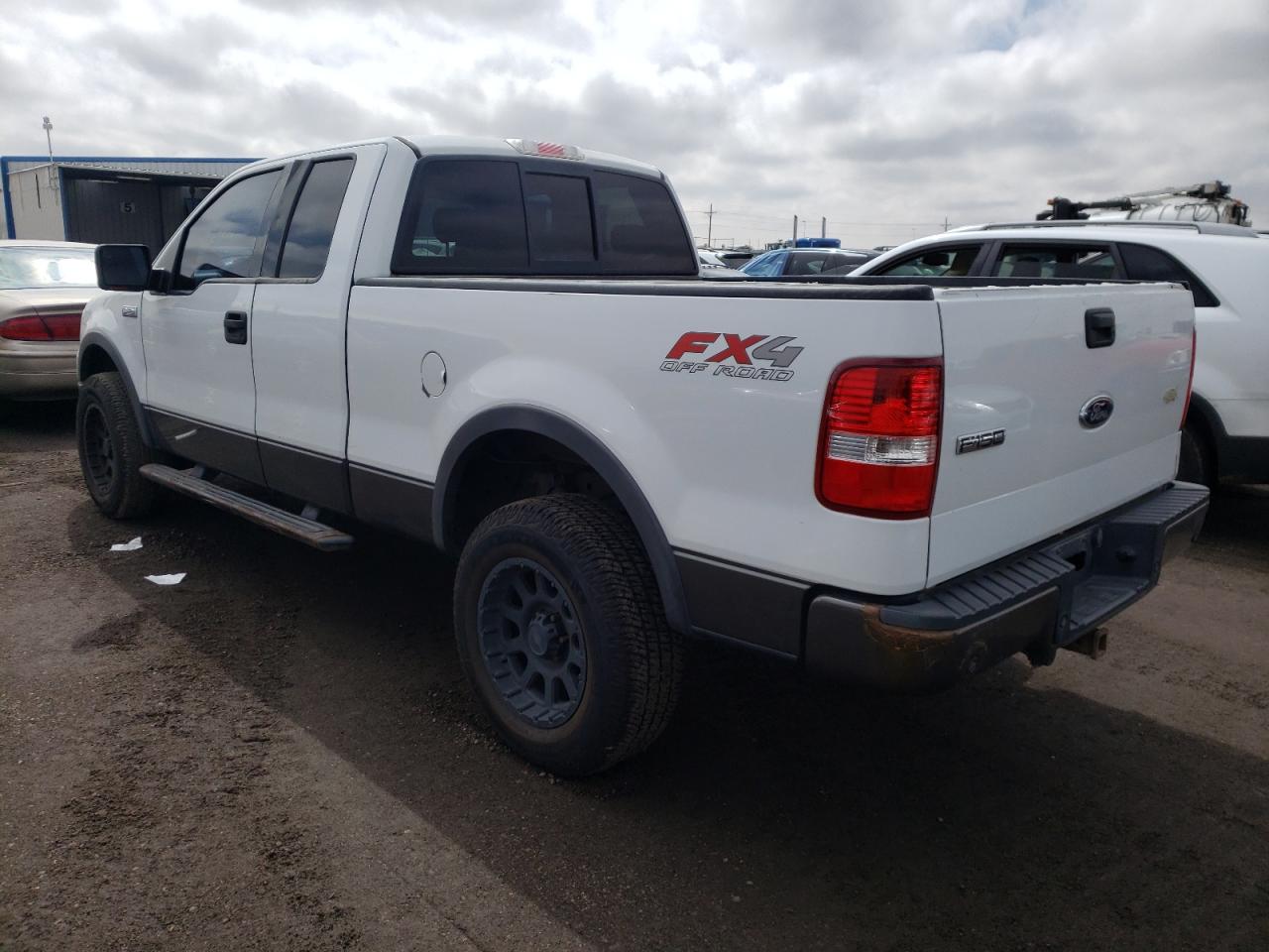 Photo 3 from auction – 2004 FORD F150 with VIN 1FTPX14574NB79216