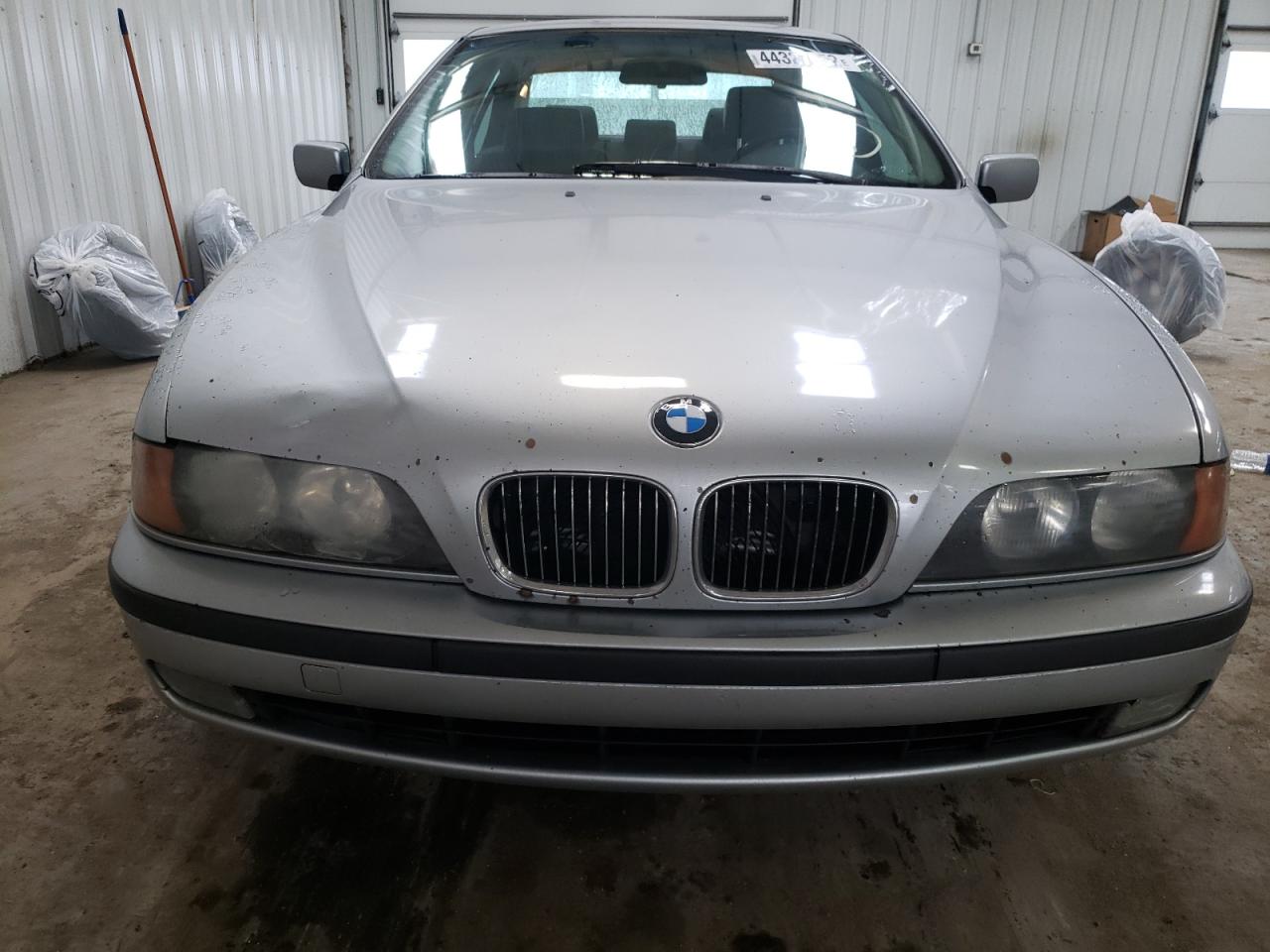 Photo 9 from auction – 1998 BMW 540 I with VIN WBADE5321WBV94248