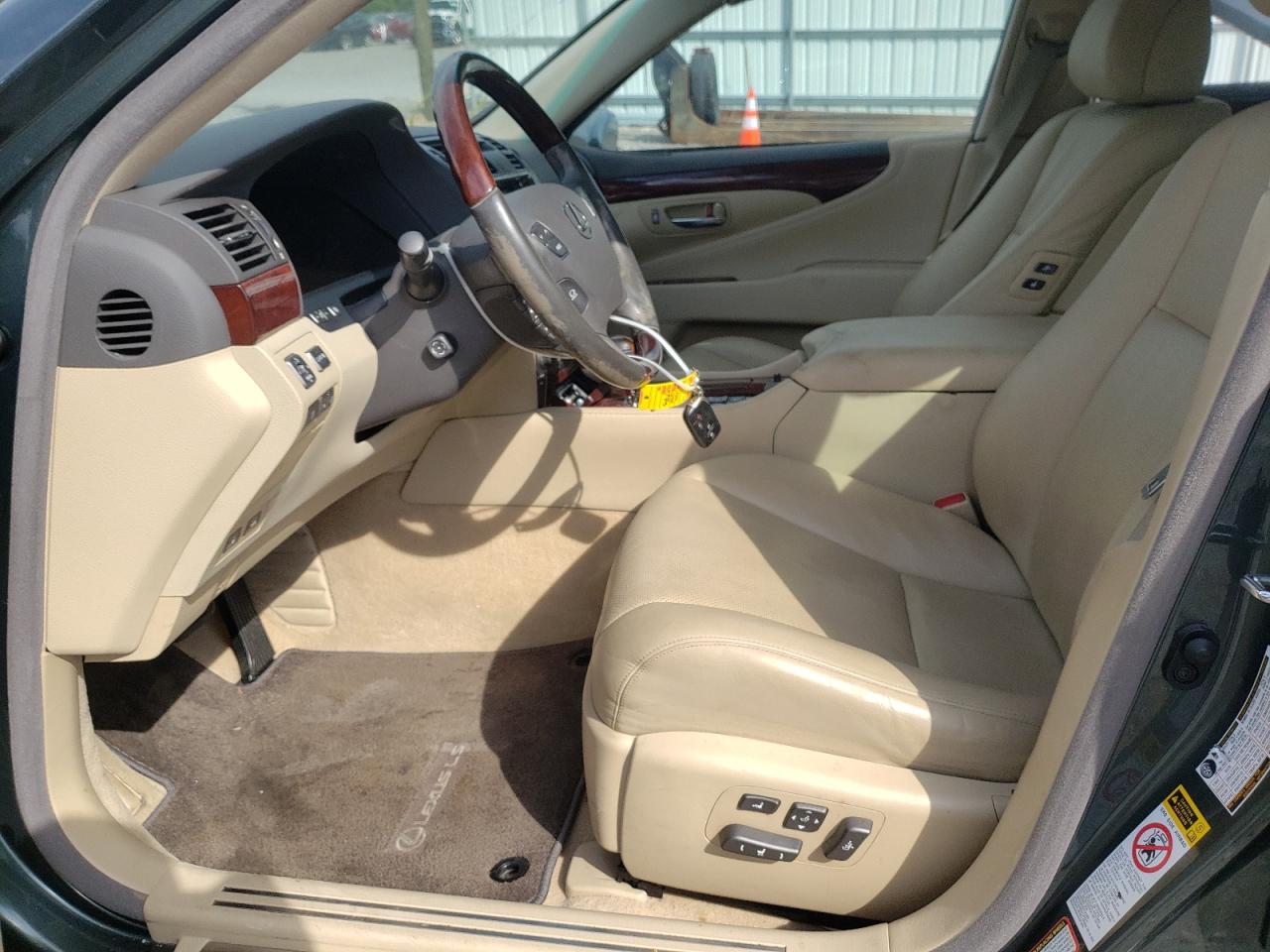 Photo 5 from auction – 2007 LEXUS LS 460 with VIN JTHBL46F875039725