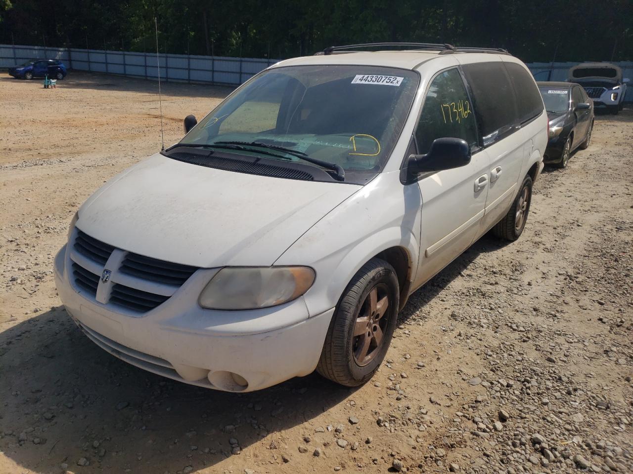 Photo 2 from auction – 2006 DODGE GRAND CARA with VIN 2D4GP44L46R751268