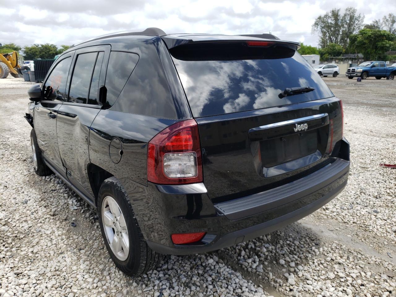 Photo 3 from auction – 2014 JEEP COMPASS SP with VIN 1C4NJCBA5ED720355