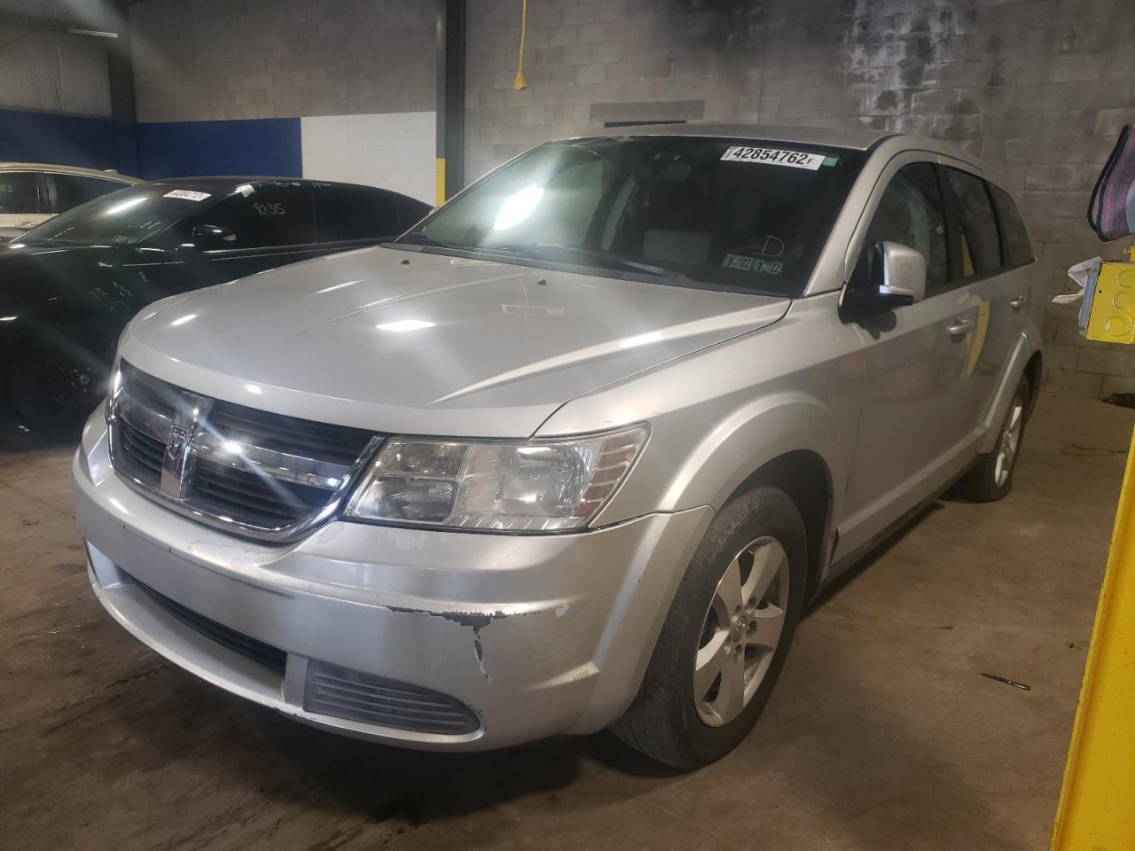 Photo 2 from auction – 2009 DODGE JOURNEY SX with VIN 3D4GG57V39T582607
