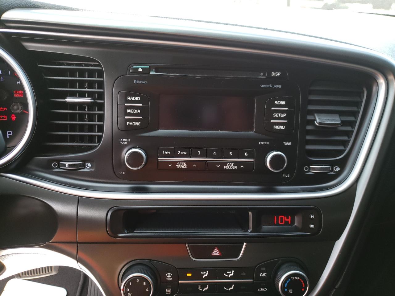 Photo 9 from auction – 2015 KIA OPTIMA LX with VIN KNAGM4A76F5646917