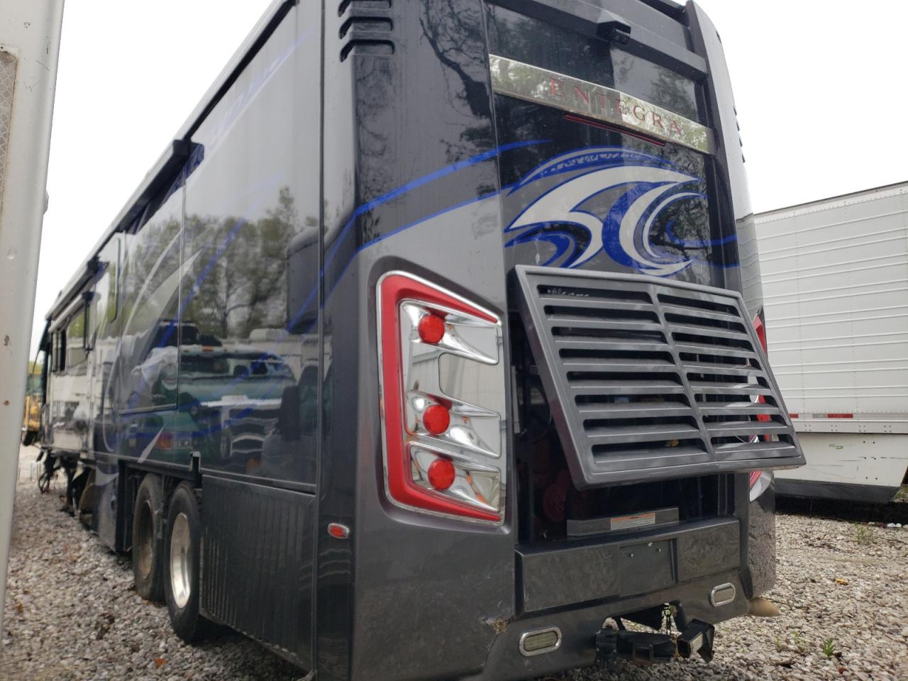 Photo 3 from auction – 2017 JAYC MOTORHOME with VIN 4VZAU1D95HC081934