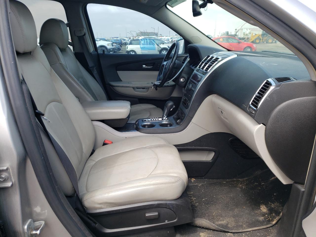 Photo 5 from auction – 2007 GMC ACADIA SLT with VIN 1GKEV23707J152025