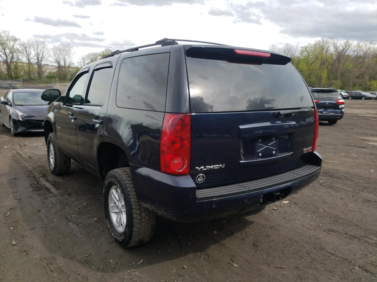 Photo 3 from auction – 2007 GMC YUKON with VIN 1GKFK13067J101123