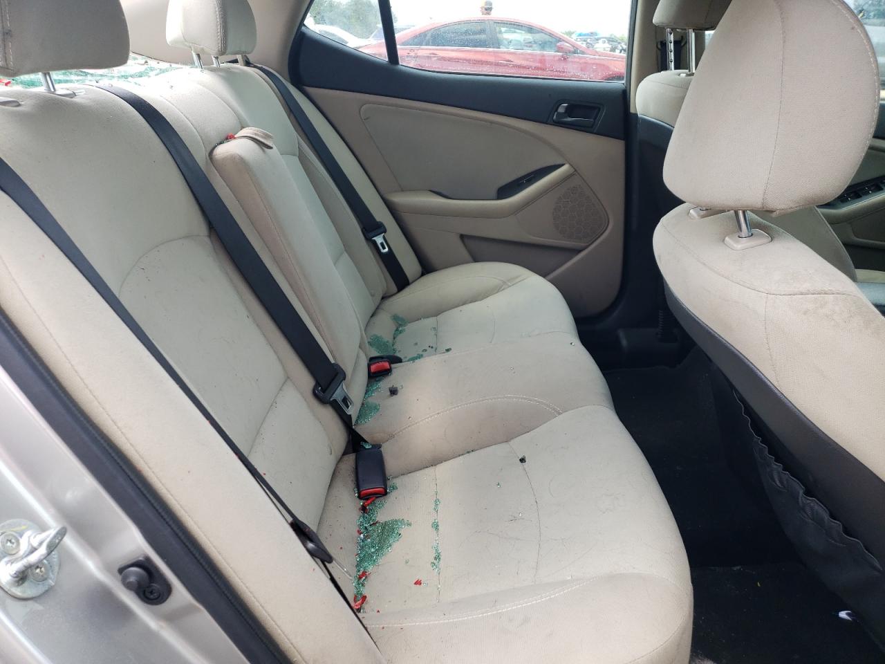 Photo 6 from auction – 2015 KIA OPTIMA LX with VIN 5XXGM4A71FG372475