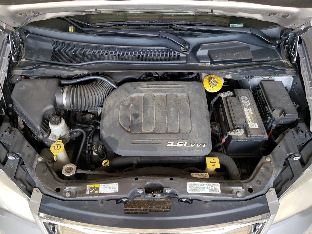 Photo 7 from auction – 2014 CHRYSLER TOWN & COU with VIN 2C4RC1BG9ER446756