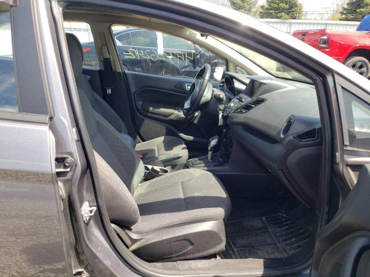 Photo 5 from auction – 2014 FORD FIESTA SE with VIN 3FADP4BJ8EM135960