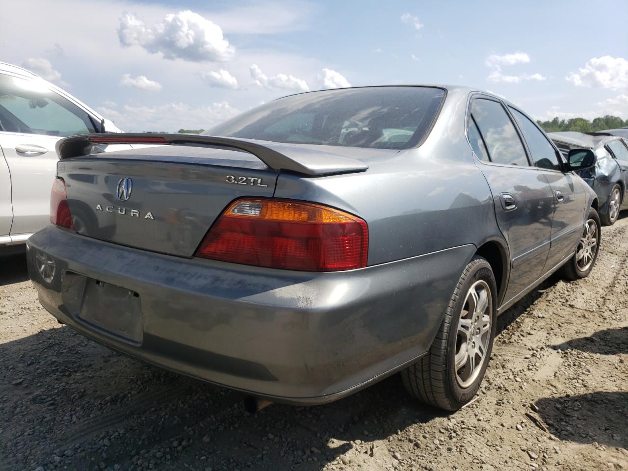 Photo 4 from auction – 2000 ACURA 3.2TL with VIN 19UUA5661YA063431