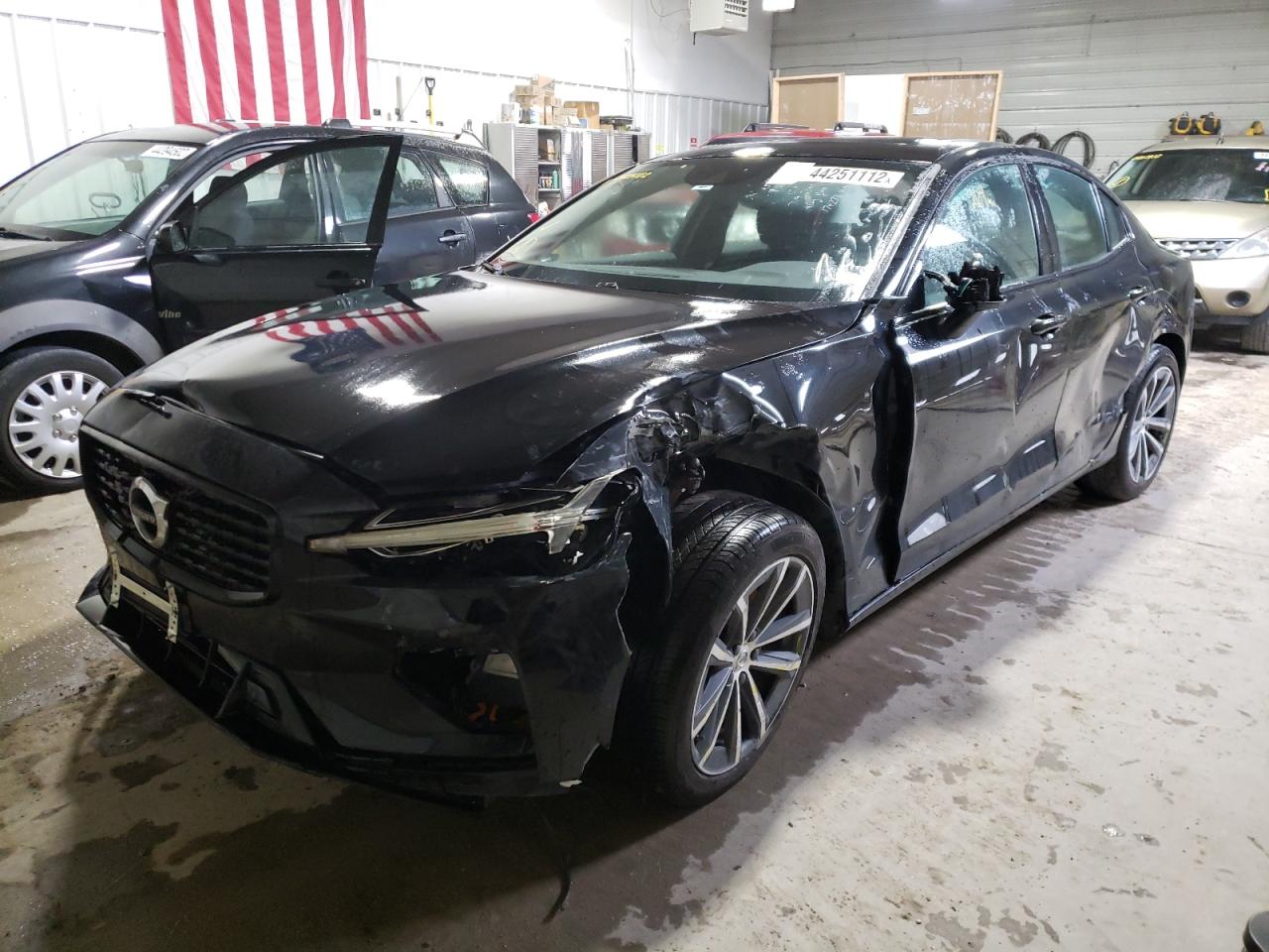 Photo 2 from auction – 2022 VOLVO S60 B5 MOM with VIN 7JRL12TZ2NG174278