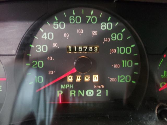 Photo 8 from auction – 2003 MERCURY GRAND MARQ with VIN 2MEFM74W03X706900