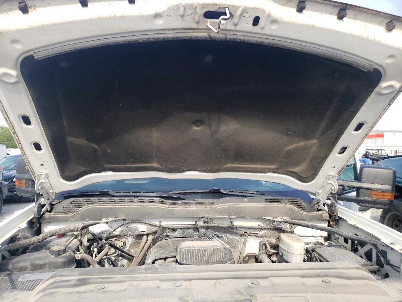 Photo 7 from auction – 2017 CHEVROLET SILVERADO with VIN 1GC2CUEG6HZ344937