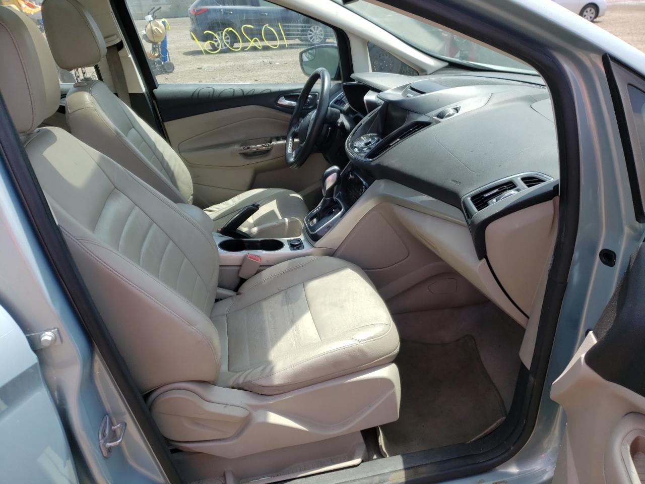 Photo 5 from auction – 2013 FORD C-MAX SEL with VIN 1FADP5BU2DL544763