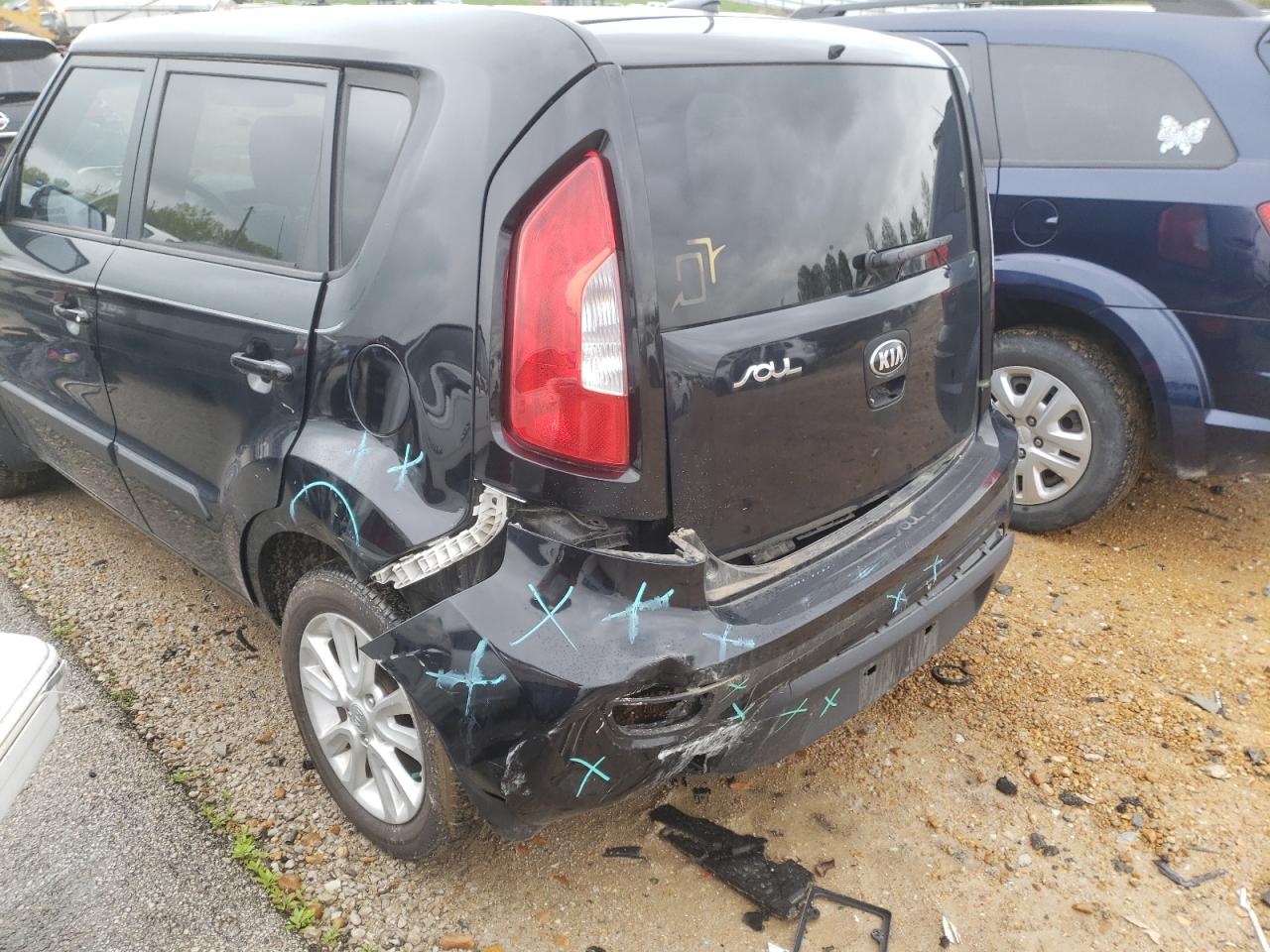Photo 9 from auction – 2013 KIA SOUL with VIN KNDJT2A51D7614974