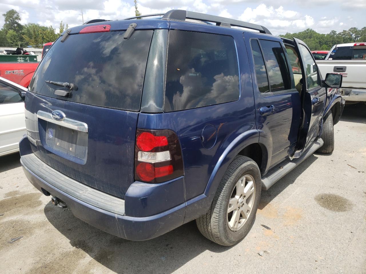 Фото 4 с аукциона – 2008 FORD EXPLORER X с VIN 1FMEU63E48UA79130