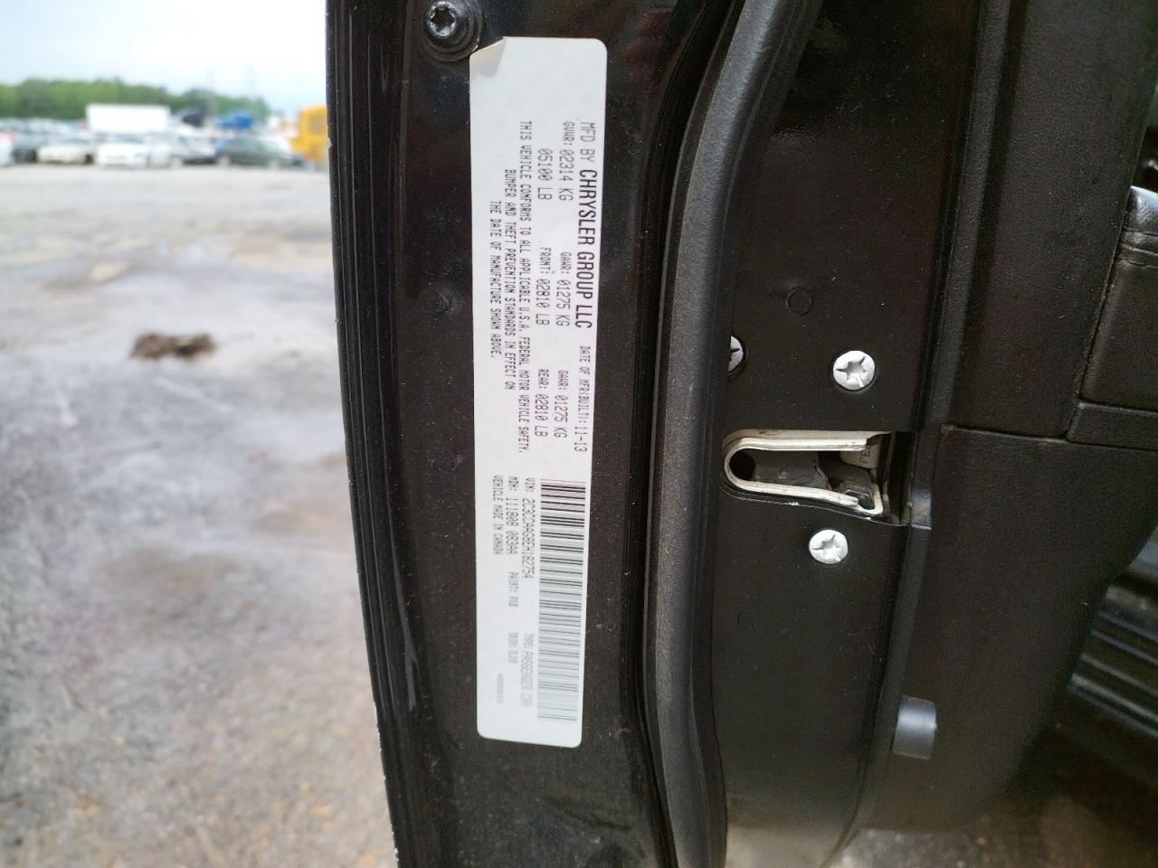 Photo 10 from auction – 2014 CHRYSLER 300 with VIN 2C3CCAAG8EH182754