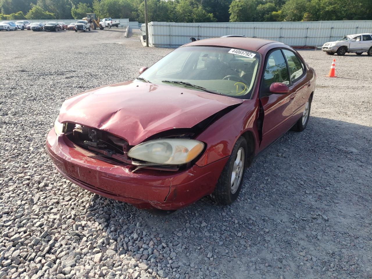 Photo 2 from auction – 2003 FORD TAURUS SE with VIN 1FAFP532X3G182002